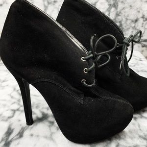 Traffic Black Ankle Boots